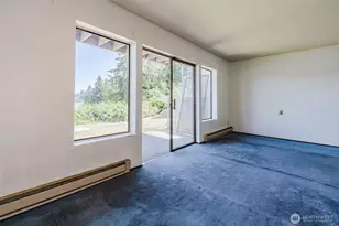 924 Shorewood Dr, Bremerton, WA 98312 - Photo 6