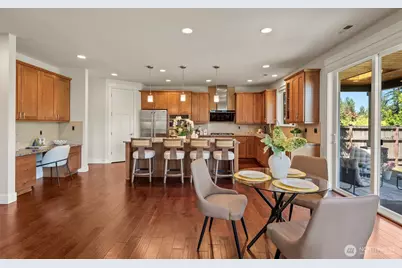 452 233rd Place SE, Sammamish, WA 98074 - Photo 6