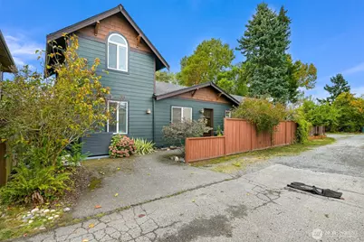 2412 W North Street, Bellingham, WA 98225 - Photo 1