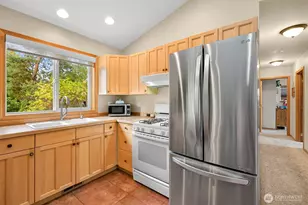 2412 W North St, Bellingham, WA 98225 - Photo 18