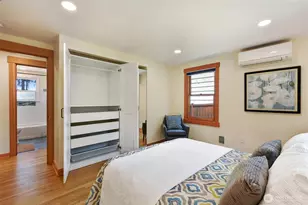 11527 39th Ave NE, Seattle, WA 98125 - Photo 16