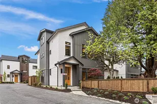 9315 132nd Ave NE, Kirkland, WA 98033 - Photo 2