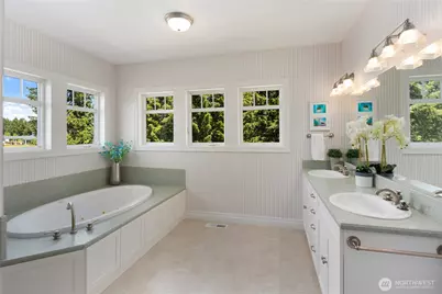 6504 44th Avenue NE, Olympia, WA 98516 - Photo 38