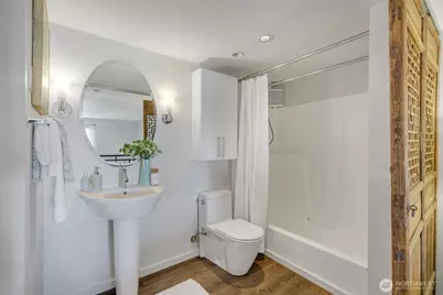 425 Vine Street #706, Seattle, WA 98121 - Photo 26