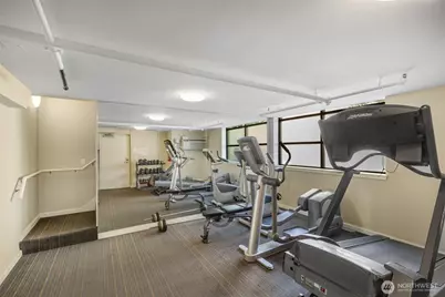 425 Vine Street #706, Seattle, WA 98121 - Photo 28