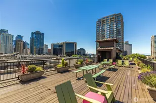 425 Vine St, Seattle, WA 98121 - Photo 32