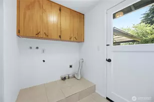 810 132nd St S, Tacoma, WA 98444 - Photo 24