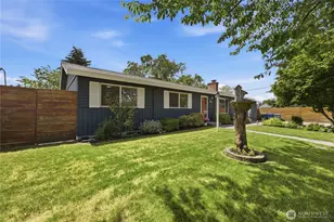 810 132nd St S, Tacoma, WA 98444 - Photo 4