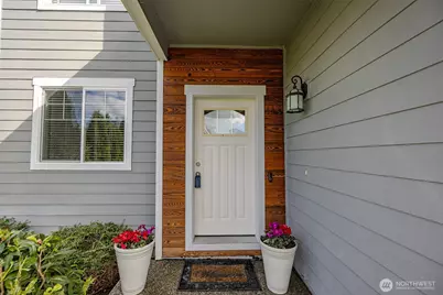 1737 Hillcrest Loop, Mount Vernon, WA 98274 - Photo 8