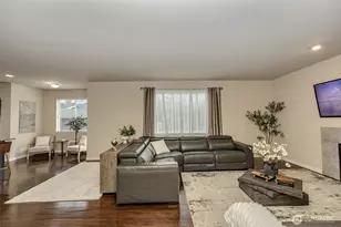 1737 Hillcrest Loop, Mount Vernon, WA 98274 - Photo 12
