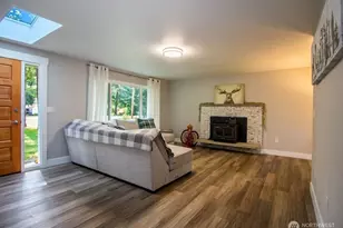 27719 217th Ave SE, Maple Valley, WA 98038 - Photo 2