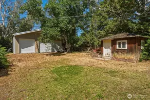 291 11th St NE, East Wenatchee, WA 98802 - Photo 2