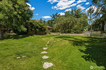 291 11th Street NE, East Wenatchee, WA 98802 - Photo 34