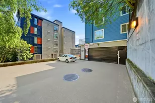 300 10th Ave, Seattle, WA 98122 - Photo 28