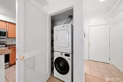 300 10th Avenue #A110, Seattle, WA 98122 - Photo 8
