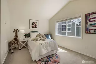 11212 Greenwood Ave N, Seattle, WA 98133 - Photo 12