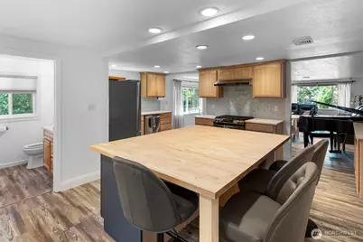 7045 Hawks Prairie Road NE, Olympia, WA 98516 - Photo 12