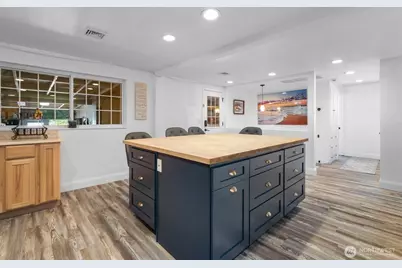 7045 Hawks Prairie Road NE, Olympia, WA 98516 - Photo 14