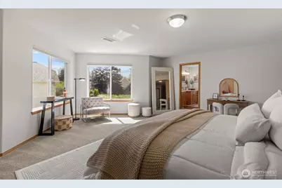 2120 248th Place SE, Sammamish, WA 98075 - Photo 18