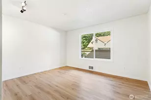 4415 145th Ave NE, Bellevue, WA 98007 - Photo 18