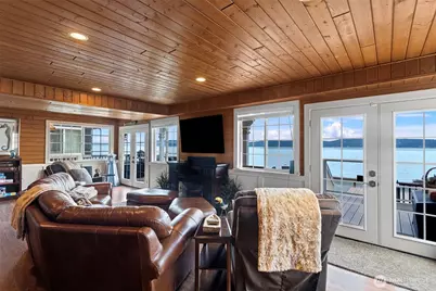 8116 Naketa Beach Walk, Mukilteo, WA 98275 - Photo 10