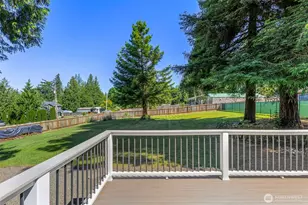 12506 NE Virginia Ct, Kingston, WA 98346 - Photo 16