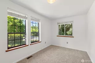 12506 NE Virginia Ct, Kingston, WA 98346 - Photo 18