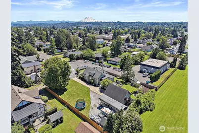 1303 W Main, Puyallup, WA 98371 - Photo 40