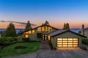 10793 NE Bill Point Dr, Bainbridge Island, WA 98110 - Photo 36