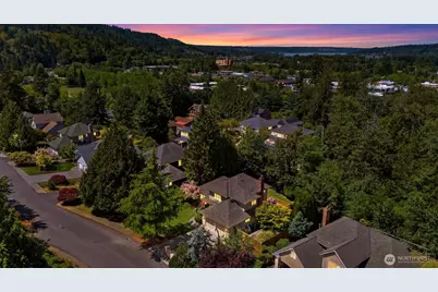 1030 NW Inneswood Drive, Issaquah, WA 98027 - Photo 36