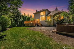1030 NW Inneswood Dr, Issaquah, WA 98027 - Photo 34