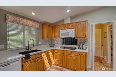 5726 88th Street Ct E #2, Puyallup, WA 98371 - Photo 28