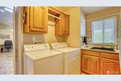 5726 88th Street Ct E #2, Puyallup, WA 98371 - Photo 36