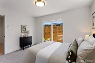 4428 Dayton Ave N, Seattle, WA 98103 - Photo 6