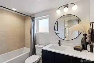4428 Dayton Ave N, Seattle, WA 98103 - Photo 8