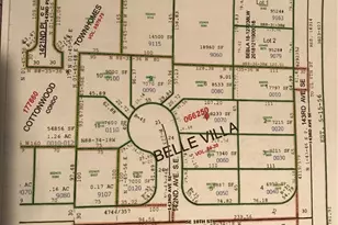 910 142nd Ave SE, Bellevue, WA 98007 - Photo 1