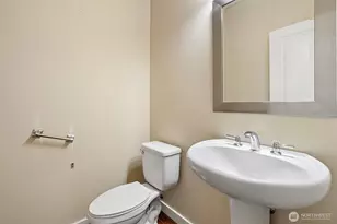 15372 SE 160th Pl, Renton, WA 98058 - Photo 10