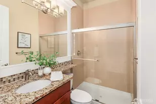 20125 SE 24th St, Sammamish, WA 98075 - Photo 18
