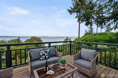 10879 Bill Point Circle NE, Bainbridge Island, WA 98110 - Photo 1