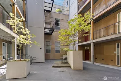 66 Bell Street #303, Seattle, WA 98121 - Photo 38