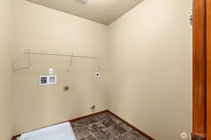 1190 Swan Loop, DuPont, WA 98327 - Photo 22