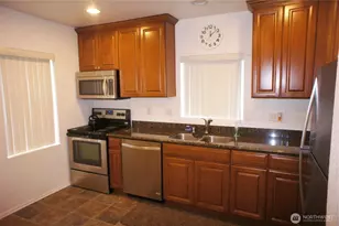 5305 S 3rd Ave, Everett, WA 98203 - Photo 14
