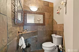 11912 Marine View Dr, Edmonds, WA 98026 - Photo 30