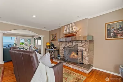 11912 Marine View Drive, Edmonds, WA 98026 - Photo 20