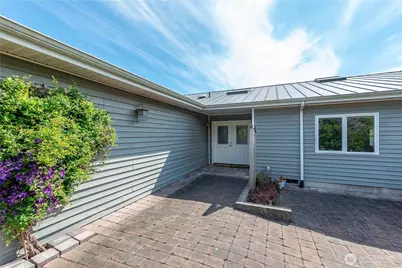 697 Olympic View Drive, Coupeville, WA 98239 - Photo 4