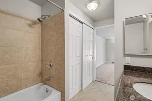 9905 NE 124th St, Kirkland, WA 98034 - Photo 18