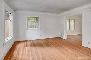 1918 N 115th St, Seattle, WA 98133 - Photo 10