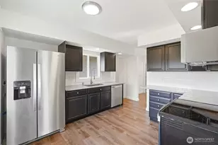 8145 Sandy Hook Ter, Clinton, WA 98236 - Photo 8