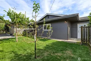 8145 Sandy Hook Ter, Clinton, WA 98236 - Photo 30