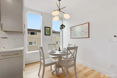 408 Aloha Street, Seattle, WA 98109 - Photo 10